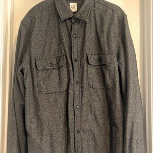 GAP men’s large cotton button down charcoal color